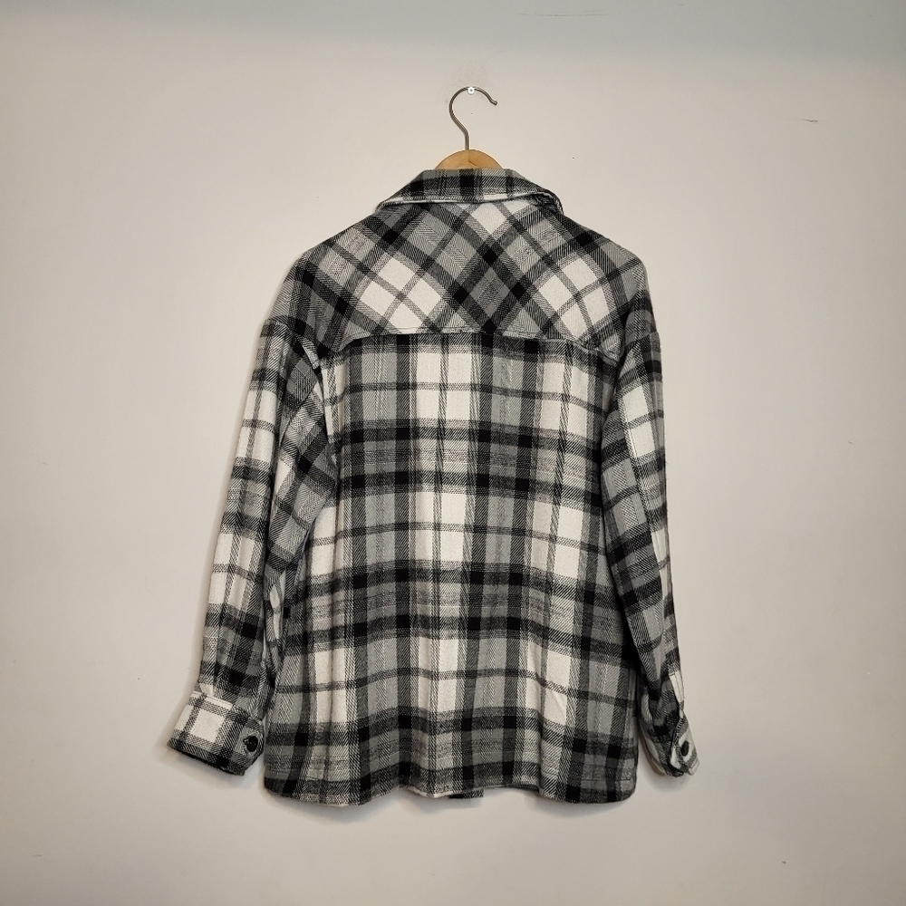 Dex Plaid Button Front  Shacket Size S - Picture 2 of 6